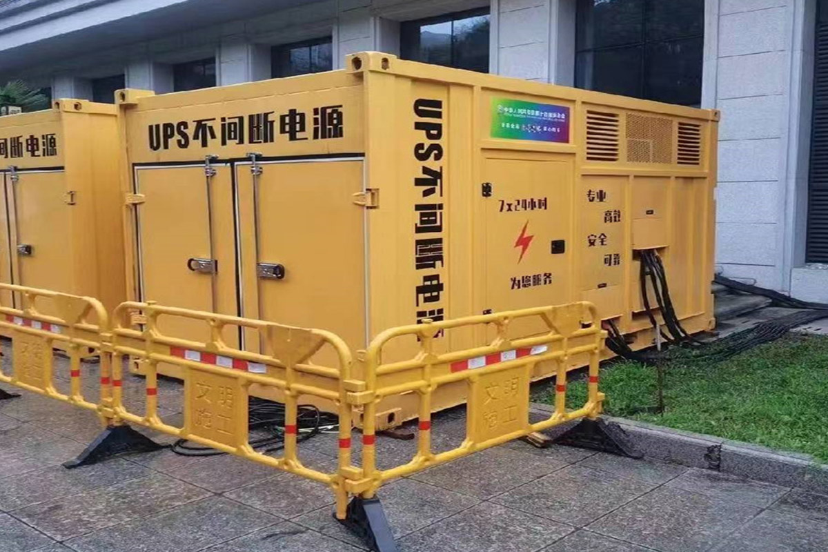 阿勒泰发电机租赁施工现场